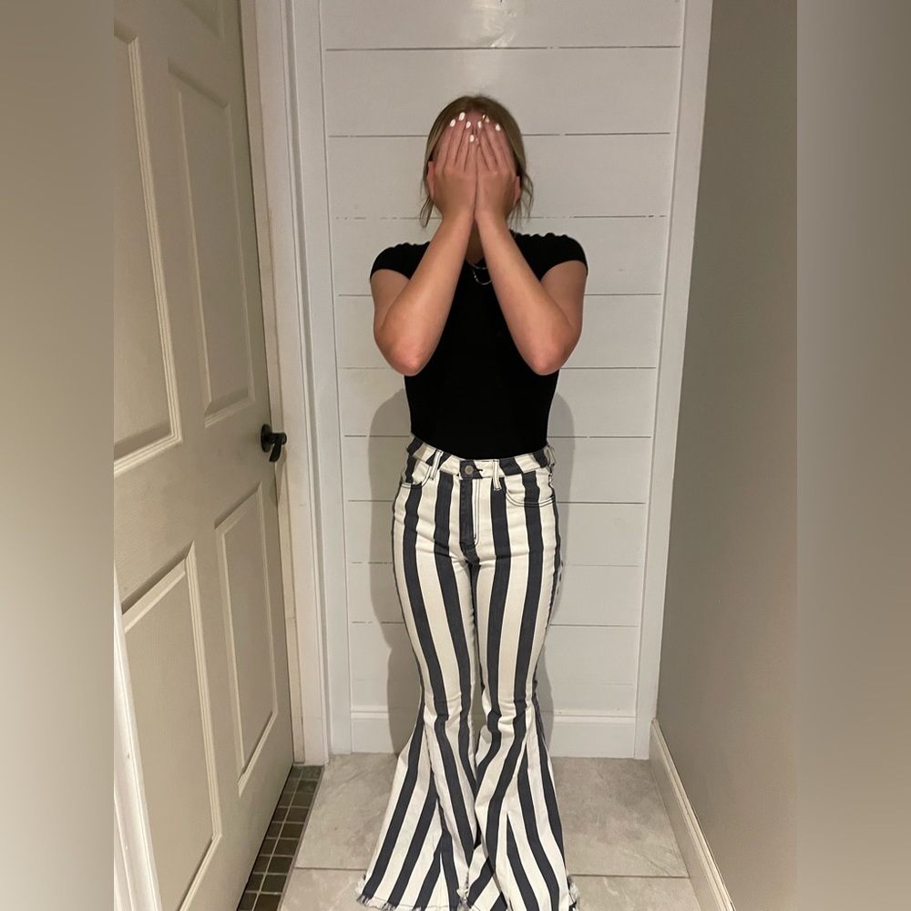 Boot cut jeans
